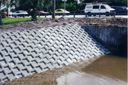 CONCRETE-FILLED GEOTEXTILE MATTRESS