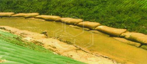 FLEXIBLE TUBULAR SAND FILLED MATTRESS